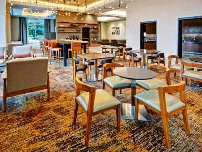 By Marriott Kansas Downtown/convention Center Hotel 3*